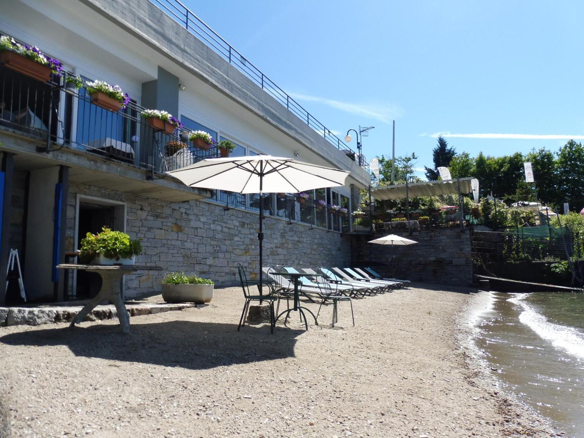 Hotel Beata Giovannina Verbania Bagian luar foto